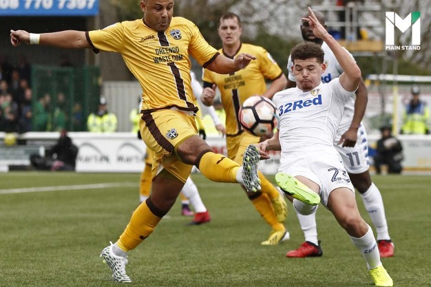 ปีร์โล่แห่งยอร์คเชียร์: จากเด็กอคาเดมีสู่หัวใจแดนกลางของลีดส์