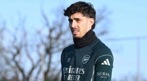 การเริ่มต้นที่ไม่สมบูรณ์แบบของวิคตอร์ เยอเคเรส กับอาร์เซนอล