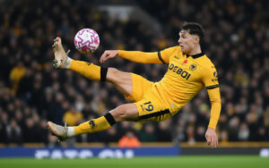 สตรานด์ ลาร์เซน