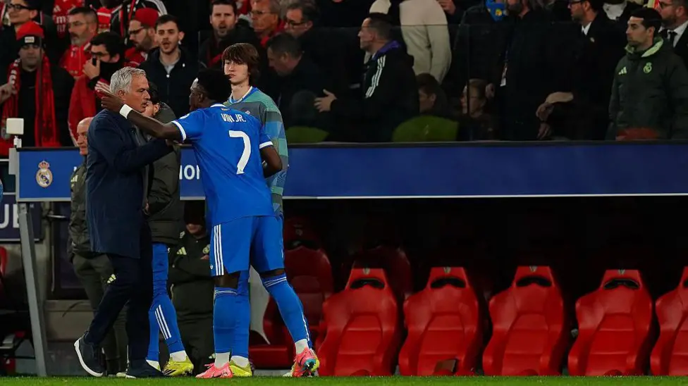 เปรสเตียนนี่โต้กลับ – มูรินโญ่ยืนยันความเป็นกลางจริงหรือ?