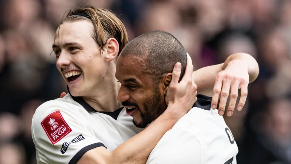 เส้นทางมหัศจรรย์ของพอร์ท เวล ในศึกฟุตบอลถ้วยฤดูกาลนี้