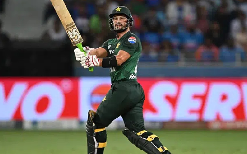 ฟาร์ฮานทำผลงานได้ 383 รัน