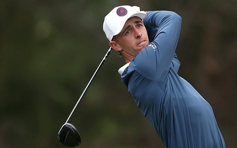 เดวิด ปุยจ์ ได้รับไม้กอล์ฟสองจังหวะ